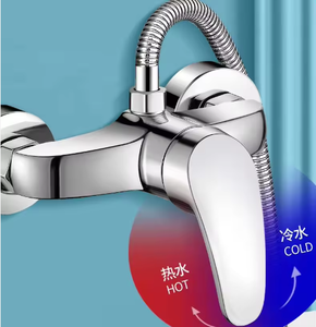 Robinet de <span class=keywords><strong>douche</strong></span> mural OUDU contemporain à poignée unique, finition laiton poli chromé, avec pommeau de <span class=keywords><strong>douche</strong></span> ovale en céramique à débit contrôlé - Product Image 4