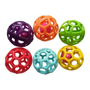 Sevimli moda TPR kauçuk top Pet oyuncak çevre dostu köpek ve kedi oyuncak diş taşlama ve içi boş sızıntı için şık köpek oyuncak - Product Image 5