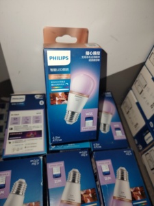 Bombilla <span class=keywords><strong>LED</strong></span> Philips Smart con control wifi E14 <span class=keywords><strong>E27</strong></span> 4.9W 8W 8.5W - Product Image 4