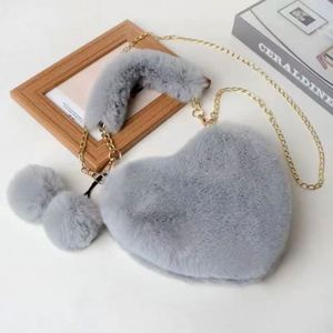 Nuevo Bolso de Moda con Forma de Corazón de Peluche, Bolso de Pelo para Otoño e Invierno, Bolso Cruzado de Moda para Mujer - Product Image 1