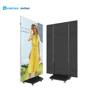 Pantalla LED Plegable Triple para Interior y Exterior de 640 * 1920 mm/1280 * 1920 mm, Pantalla LED para Ferias Comerciales y Supermercados
