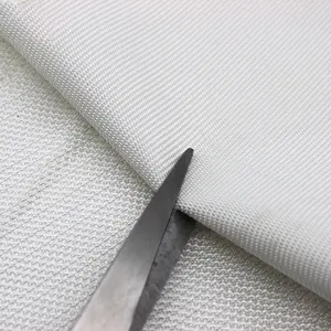 Résistant aux coups de couteau 0.76mm d'épaisseur 100% Polyester Résistance à la déchirure Tissu cindustrial Sac d'extérieur Tissu anti-coupure