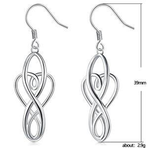 Orecchini Pendenti Geometrici Intrecciati Creativi per Donna, Ornamento per Orecchie Moderno e Chic per Uso Quotidiano - Product Image 2