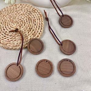 판촉 사용자 정의 로고 나무 매달려 라운드 자동차 향기 디퓨저 공기 청정기 펜던트 에센셜 오일 나무 디퓨저 - Product Image 4