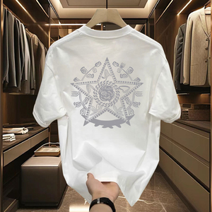 Camiseta Negra de Manga Corta para Hombre, Diseño Geométrico de Estrellas, Estampado en la Espalda, Corte Regular, Cuello Redondo, Casual, 100% Algodón, Transpirable, Anti-Pilling - Product Image 2