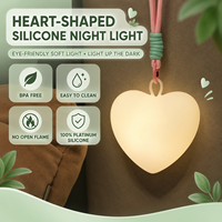 Veilleuse en forme de cœur à intensité variable, 35H d'autonomie de la batterie, mignonne lampe de nuit décorative en silicone platine pour enfants, sans BPA