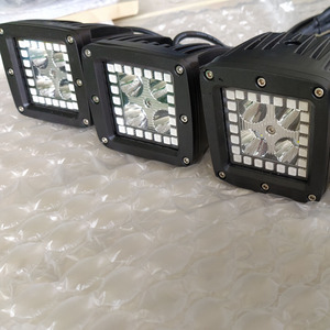 Barre lumineuse télécommandée de 3 pouces, barre <span class=keywords><strong>LED</strong></span> clignotante tout-terrain pour le toit de la voiture - Product Image 1
