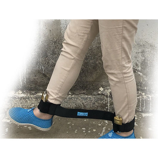Leg restraints (without locks)