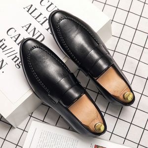 Chaussures habillées quotidiennes pour mariage, à bout renforcé, en cuir PU, pour hommes, décontractées, tendance, motif serpent, style Oxford, mocassins de conduite pour les fêtes - Product Image 4