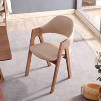 Chaises en bois pour restaurant, café, bistrot, bar