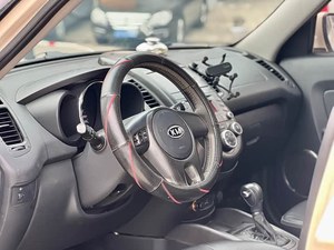 Voiture d'occasion abordable à bas <span class=keywords><strong>prix</strong></span>, <span class=keywords><strong>Kia</strong></span> <span class=keywords><strong>Soul</strong></span> <span class=keywords><strong>2011</strong></span>, 1.6L, transmission automatique avec toit ouvrant électrique, voiture familiale exportée de Chine - Product Image 4