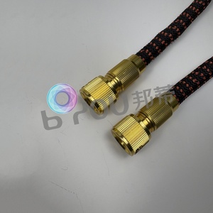 ยางลาเท็กซ์สองชั้นน้ำหนักเบา ขยายได้ พร้อมข้อต่อทองเหลืองแข็งแรง - Product Image 3