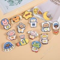 Nouveau Pin's d'astronaute pour enfants, style japonais et coréen, avec impression acrylique de dessins animés mignons, petit accessoire, vente en gros