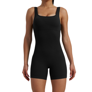 Combinaison de yoga sans couture de style européen et américain, directement de l'usine, pour femmes, avec <span class=keywords><strong>short</strong></span> intégré et col carré, idéale pour le fitness - Product Image 1