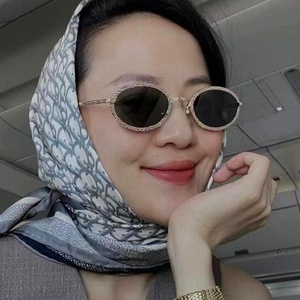 แว่นกันแดดทรงรีสไตล์เกาหลี Xiaohongshu ปี 2024 ป้องกันรังสียูวี 400 กรอบโลหะ แฟชั่นใหม่ สไตล์อินเทรนด์ เหมือนดาราดังบนอินเทอร์เน็ต - Product Image 3