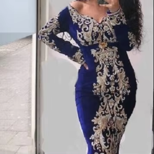 Robe de sirène caftan personnalisée Longueur de plancher avec Zardozi Travail pour les occasions de mariage/fête - Product Image 4