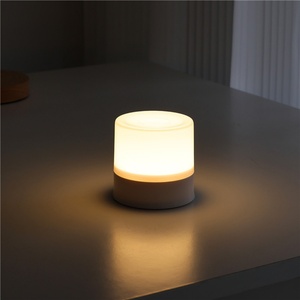 Lampe de chevet LED cylindrique en bois, luminaires décoratifs, lampes de table, cadeaux créatifs pour la décoration intérieure - Product Image 5