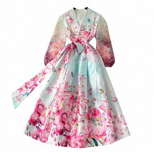 Vestido Midi Casual de Verano 2025 Tallas Grandes con Cuello en V y Manga Larga, Estampado Digital de Malla Tejida con Parches, Estilo Imperio, Sencillo para Fiesta - Product Image 5
