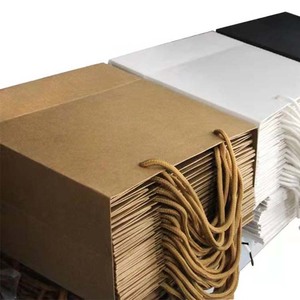 Khpack Vente en gros directe Sacs-cadeaux en papier kraft Logo personnalisé économique pour une utilisation dans les supermarchés Conception de la Chine - Product Image 1
