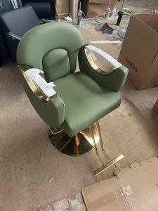 Sillón de Barbería de Lujo con Base Dorada, Hidráulico y Reclinable, para Salón de Belleza, Muebles para Estilismo, Color Personalizable - Product Image 4