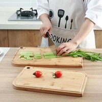 Petite planche à découper en bois OEM, planche à découper en bambou avec rainure pour le jus, planche à découper en bambou miniature personnalisée