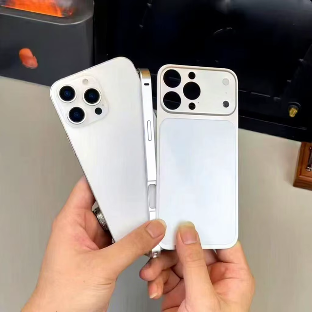 Aluminum Alloy Metal Frame Armor Corner Hard Mobile Phone case for iphone 17 Pro Max 17Air 16 15 Plus Back Cover
