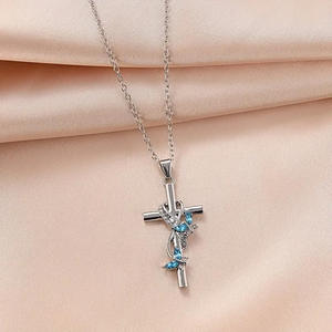 Collier pendentif croix à la mode avec strass en cristal bleu pour femmes, cadeau 2024 - Product Image 3