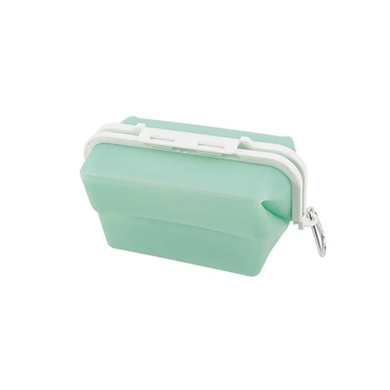 สีเขียว