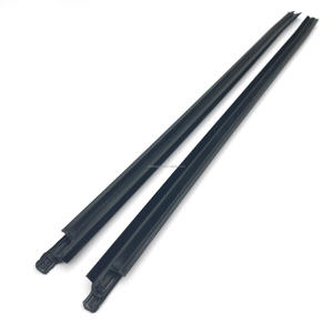 Moldura Exterior Negra para Puerta de Toyota Vios 2003-2007 68230/68180/68210/68160-0D040 - Product Image 1