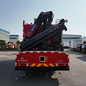 Camion de pompiers et de sauvetage multifonctionnel diesel <span class=keywords><strong>4x4</strong></span> HOWO neuf avec grue, 150-250 ch, réservoir de 5001-7000 L, à <span class=keywords><strong>vendre</strong></span> - Product Image 6