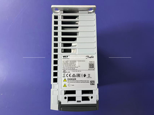 Variador de Frecuencia VLT AQUA Serie FC-202 131B8877 FC-202PK55T4E20H2XXXXXXSXXXXAXBXCXXXXDX 0.55KW/0.75HP 3PH 380-480VAC FC-202PK55T - Product Image 3