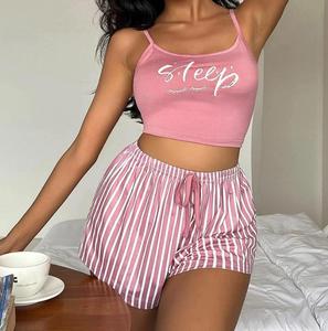 Conjunto de Shorts Novos com Estampa Listrada e Alças Ajustáveis para Uso em Casa - Product Image 3