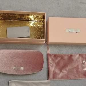 Bộ hộp đựng kính mắt cao cấp thương hiệu Miu, thiết kế di động, làm từ vải và giấy. - Product Image 2