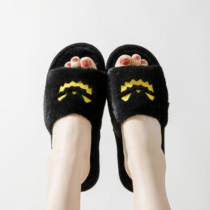 Chaussons d'intérieur décontractés pour femmes à motif citrouille d'Halloween, confortables, élégants, à plateforme, tendance - Product Image 3