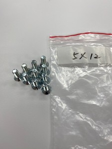 สกรูเครื่องจักร M5 x 12 มม. หัวแบน, CR3+ ชุบสังกะสี, สกรูเฟอร์นิเจอร์, เหล็กคาร์บอน C1022, ฮอมน์เรน - Product Image 6