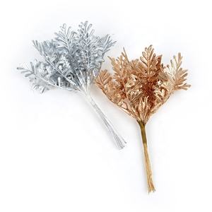 Flores artificiales doradas y plateadas, selecciones de hojas brillantes/aerosoles, árbol de Navidad, decoración elegante de Año Nuevo, decoraciones de selección de flores DIY - Product Image 4