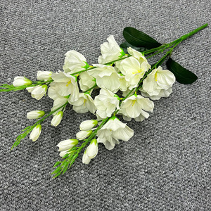 Fleurs artificielles en soie Xin Rong Xin, style européen, couleur printanière, lys épée à 5 branches, gladiolus à tige unique, grande taille, pour mariage - Product Image 3