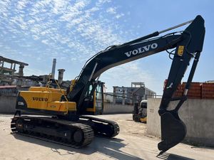 รถขุดตีนตะขาบ VOLVO EC210BLC มือสอง ขนาด 21 ตัน พร้อมเครื่องยนต์ Volvo แท้ สำหรับงานถนนและงานดิน - Product Image 6