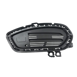 กระจังหน้ารถเบนซ์ Mercedes-Benz GLA-Class W117 พร้อมกรอบไฟตัดหมอก รุ่น 1178852222/2322 วัสดุ ABS ซ้าย-ขวา - Product Image 2