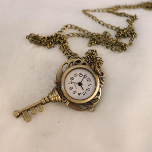 <span class=keywords><strong>Reloj</strong></span> de Bolsillo de Cuarzo Vintage de Alta Calidad y Más Vendido, Diseño de Robot y <span class=keywords><strong>Bicicleta</strong></span>, con Estrellas, Creativo, Tipo Collar, Tamaño Pequeño - Product Image 6