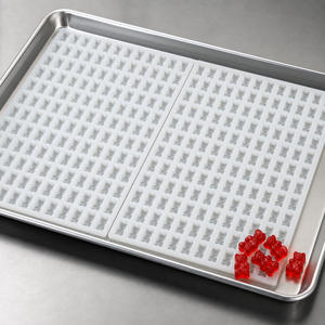 แม่พิมพ์ซิลิโคนรูปหมีกัมมี่ Vector Molds, แม่พิมพ์ 110 ช่อง ปลอดสาร BPA เกรดอาหารสำหรับใช้ในเชิงพาณิชย์, ถาดสำหรับใส่ขนม, รับทำโลโก้ตามสั่ง - Product Image 3