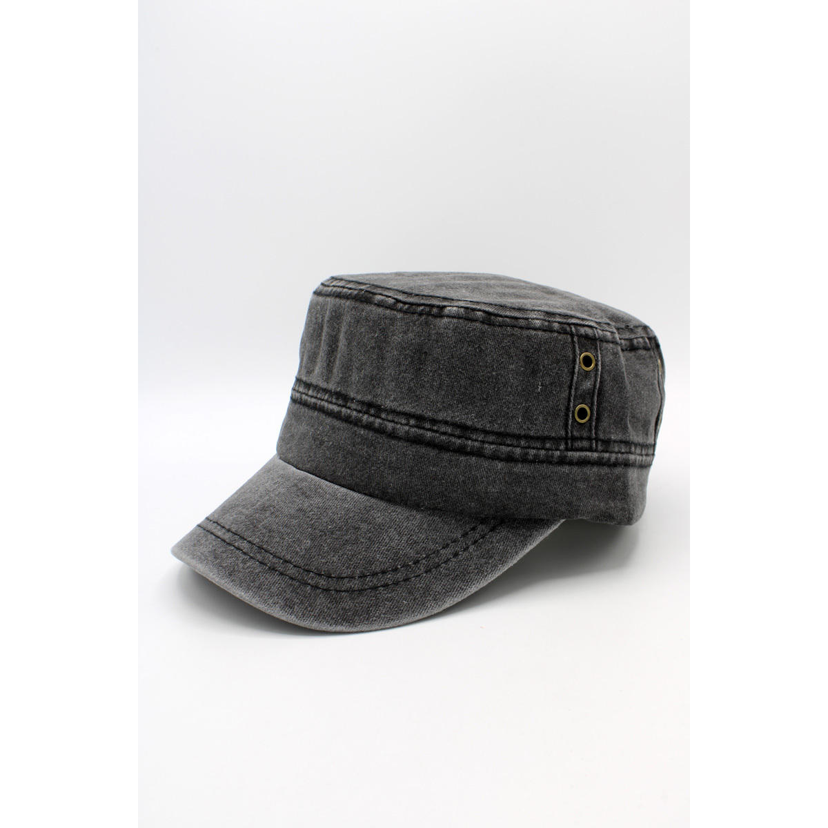 เหลือง, เบจ, เบอร์กันดี, กากี, เทา, กรมท่า, ส้ม, ดำ, แดง, T