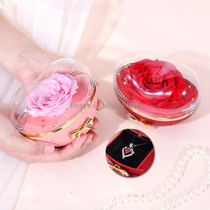 Boîte à fleurs préservées de luxe <span class=keywords><strong>l</strong></span>égère avec nœud - Boîte cadeau de rangement en forme de cœur pour bagues et boucles d'oreilles, surprise de la Saint-Valentin pour elle - Product Image 3