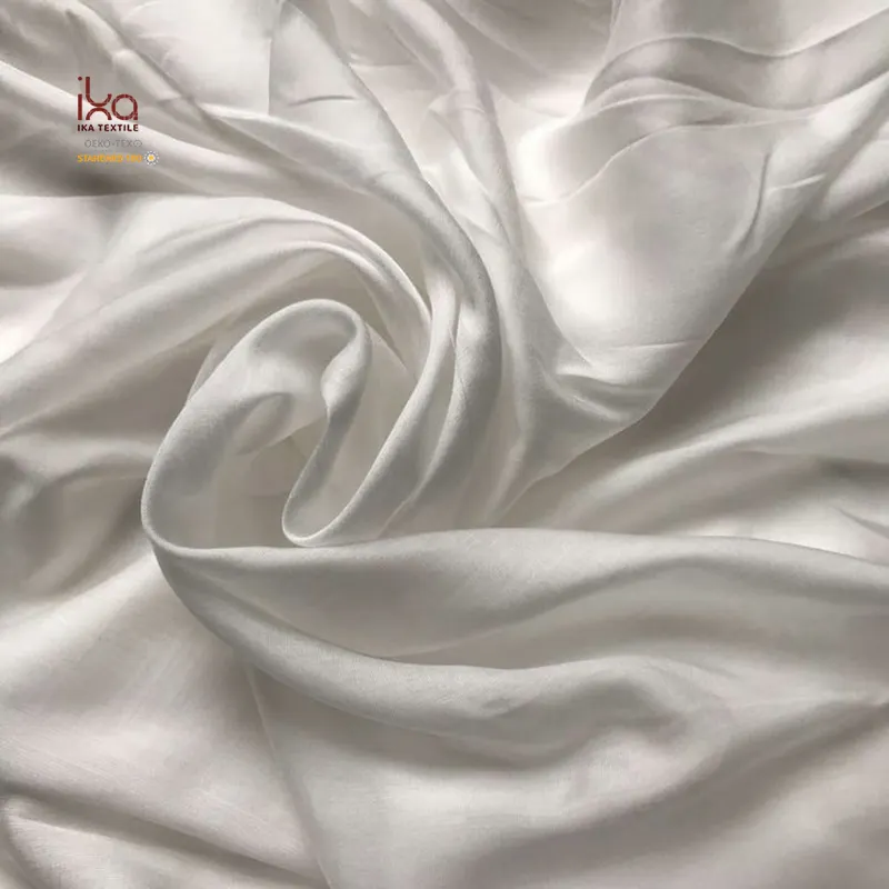 Cor branca da natureza 12mm 15% seda 85% modal macia seda mistura tecido para mulheres vestido