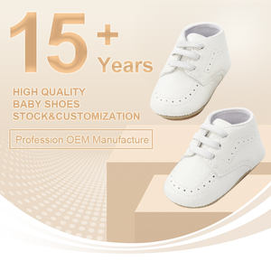 Zapatos Personalizables Adorables para Niños Pequeños con Cierre de Velcro - Cómodos y Elegantes Zapatos Casuales para Niños - Product Image 4