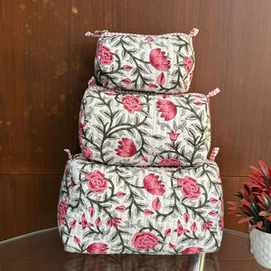 Set de Bolsas de Viaje Grandes Estilo Boho Chic de Jaipur, Suaves, Duraderas, Ligeras, Ecológicas, de Tela de Algodón Puro, Estampadas a Mano - Product Image 1