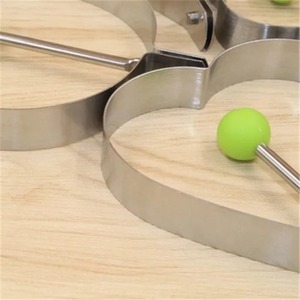 Molde para Huevos Fritos de Acero Inoxidable, Anillo para Huevos en Forma de Corazón, Resistente al Calor, Herramienta para Desayunos, Antiadherente, Fácil de Limpiar - Product Image 5