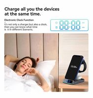 Produit le plus vendu dans Alibaba 5in1 chargeur sans fil avec horloge lumière LED support de chargeur sans fil pour iphone Iwatch écouteur Z6