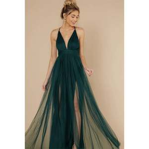 青少年深领口高腿狭缝经典舞会礼服 - Product Image 4