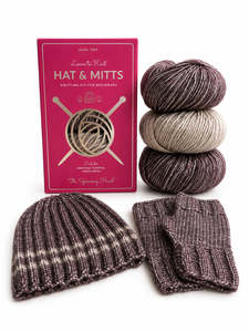 Kit de loisirs créatifs couleur aubergine avec fil de laine mérinos et aiguilles à tricoter circulaires pour la confection de chapeaux et de moufles, guide vidéo inclus - Product Image 1